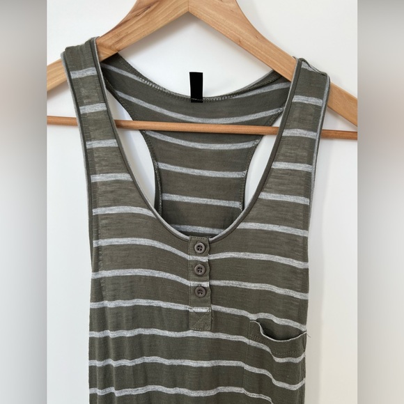 Miss Shop essentials summer dress size 8 - Picture 2 of 4